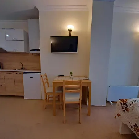 Apartment Poppy Near Gondola